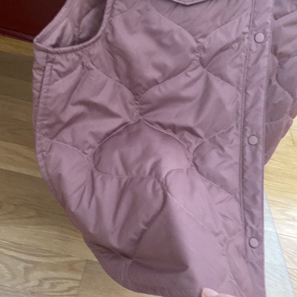 Nike Sportswear Essential Smoky Quilted Vest - Picture 6 of 8
